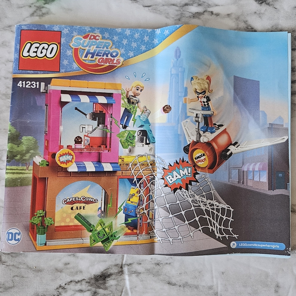 Lego DC Super Hero Girls Harley Quinn To The Rescue #41231 - Picture 2 of 16